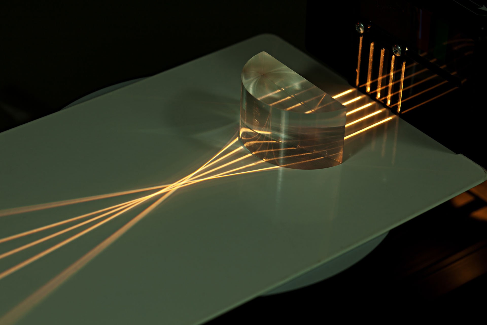 DAYY Photonics | White Light Interferometry